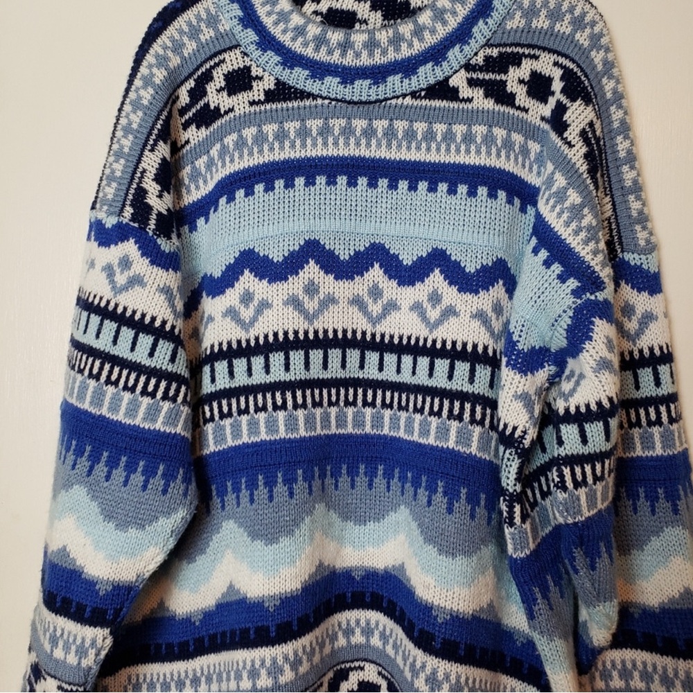 All points blue fair isle sweater Size L